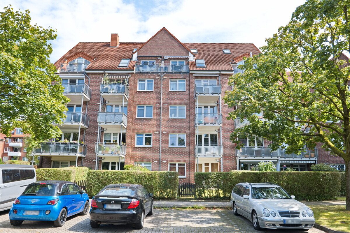 Immobilienangebot - Norderstedt - Haus_Wohnung - Zentrale 2 Zi. Wohnung mit TG-Stellplatz in Norderstedt