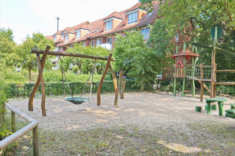 Immobilienangebot - Norderstedt - Haus_Wohnung - Zentrale 2 Zi. Wohnung mit TG-Stellplatz in Norderstedt