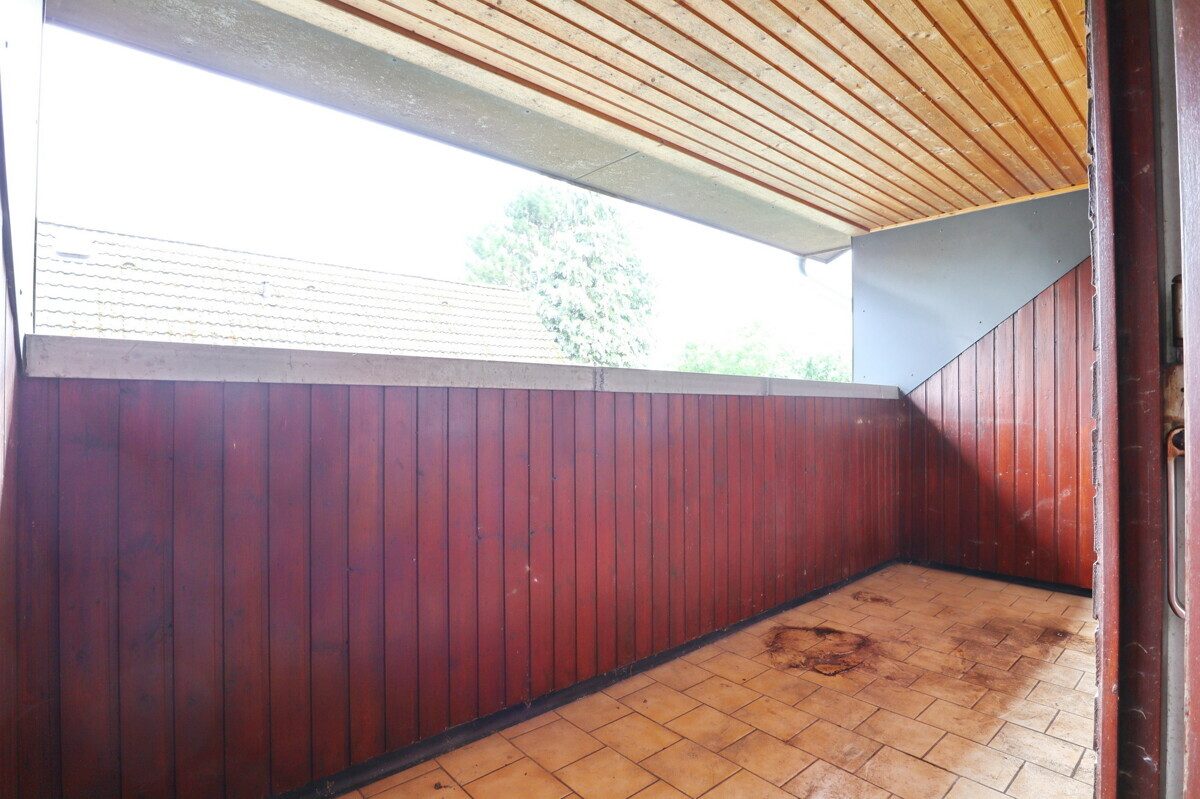 Immobilienangebot - Kisdorf - Haus_Wohnung - Zweifamilienhaus auf großzügigem Grundstück – Ihr Sanierungsprojekt mit viel Potenzial in Kisdorf