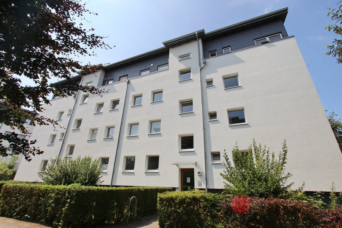 Immobilienangebot - Hamburg - Haus_Wohnung - Kapitalanlage: Vermietete 3-Zimmer Wohnung, energetisch modernisiert in Hamburg-Bramfeld