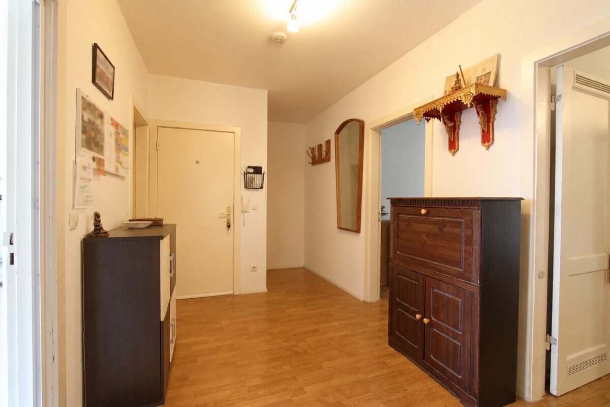 Immobilienangebot - Hamburg - Haus_Wohnung - Kapitalanlage: Vermietete 3-Zimmer Wohnung, energetisch modernisiert in Hamburg-Bramfeld