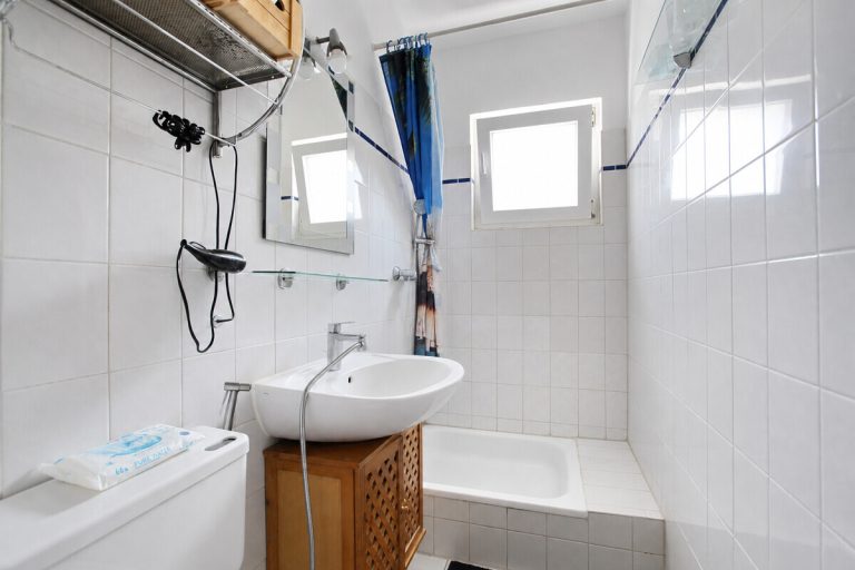 Immobilienangebot - Hamburg - Haus_Wohnung - Kapitalanlage: Vermietete 3-Zimmer Wohnung, energetisch modernisiert in Hamburg-Bramfeld