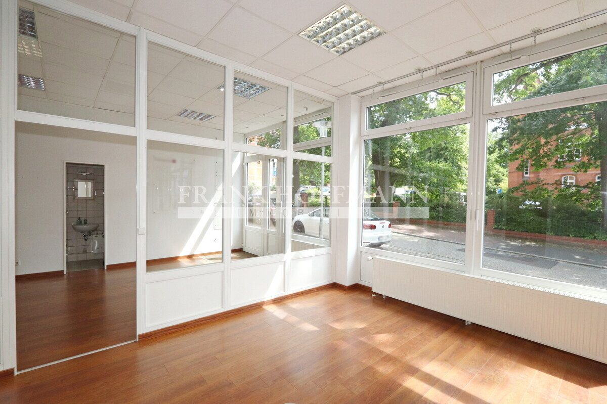 Immobilienangebot - Ratzeburg - Alle - Attraktive Teileigentumseinheit mit Selbstnutzungspotenzial in Ratzeburg