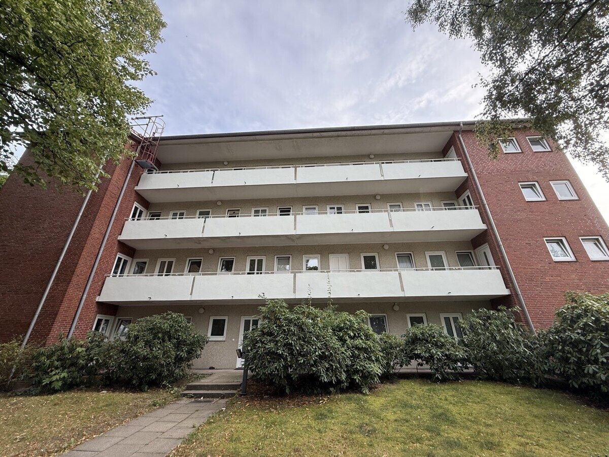 Hausansicht (2) Immobilienangebot - Hamburg - Alle - Erbpacht - Vermietete 1-Zi. Wohnung mit der Nähe zur U-Bahn U2 und U4 in Hamburg - Billstedt