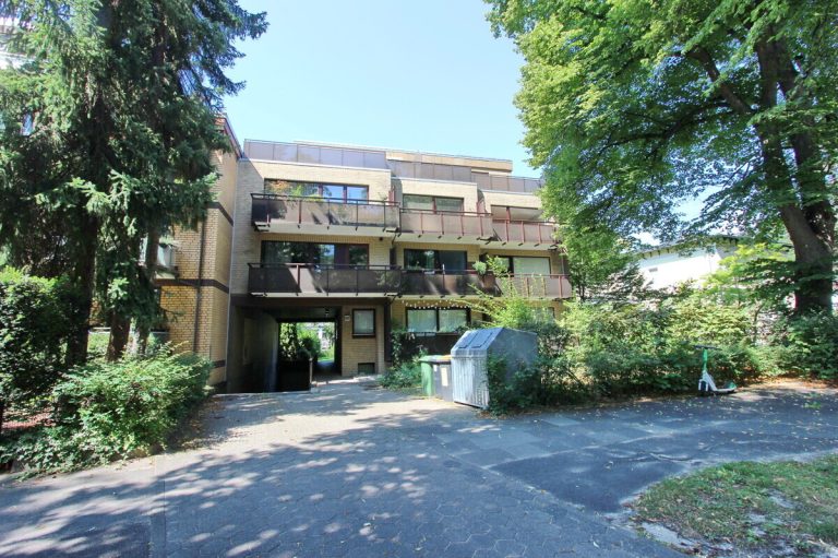 Immobilienangebot - Hamburg - Haus_Wohnung - Großzügige 3-Zimmer-Wohnung mit TG-Stellplatz & Alsternähe im grünen Hamburg-Alsterdorf