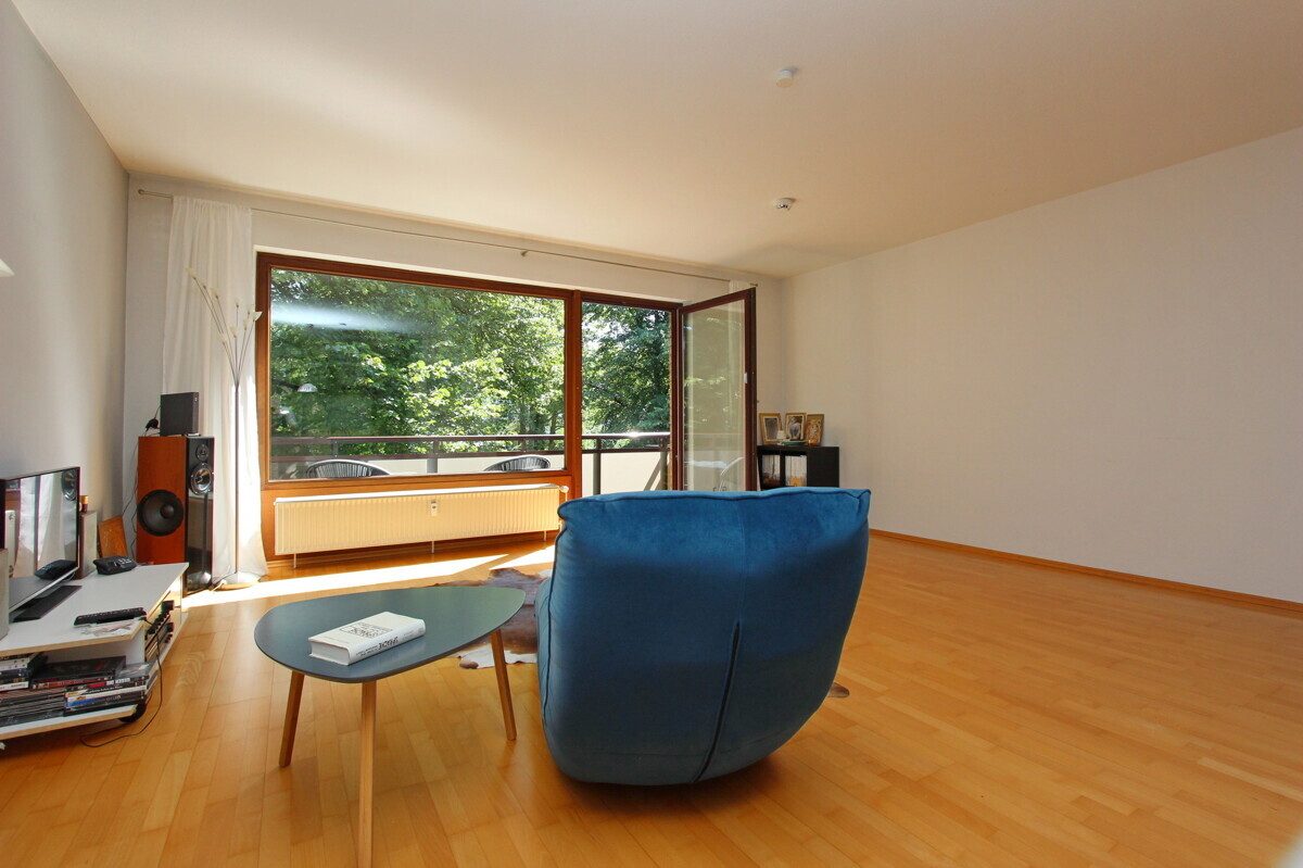 Immobilienangebot - Hamburg - Haus_Wohnung - Großzügige 3-Zimmer-Wohnung mit TG-Stellplatz & Alsternähe im grünen Hamburg-Alsterdorf