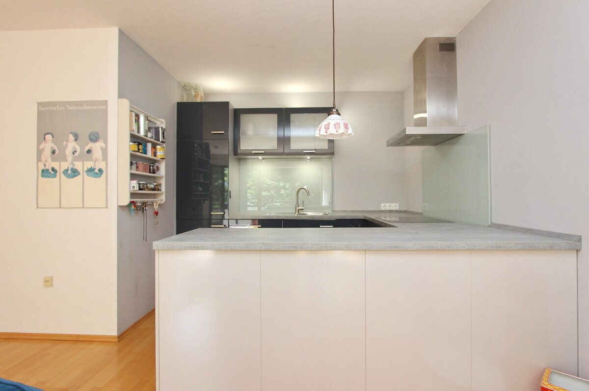 Immobilienangebot - Hamburg - Haus_Wohnung - Großzügige 3-Zimmer-Wohnung mit TG-Stellplatz & Alsternähe im grünen Hamburg-Alsterdorf