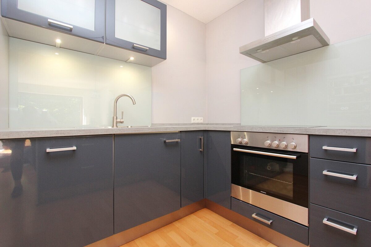 Immobilienangebot - Hamburg - Haus_Wohnung - Großzügige 3-Zimmer-Wohnung mit TG-Stellplatz & Alsternähe im grünen Hamburg-Alsterdorf