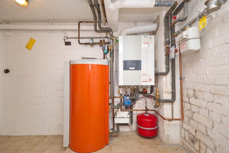 Immobilienangebot - Hamburg - Haus_Wohnung - Platzreiches Endreihenhaus mit 151,86m² Wohn- und Nutzfläche in Hamburg Poppenbüttel