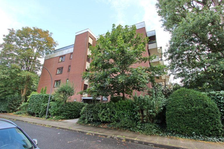 Immobilienangebot - Hamburg - Haus_Wohnung - Attraktive 1,5-Zimmer-Wohnung mit Süd-Balkon und Tiefgaragenstellplatz in Hamburg-Lokstedt