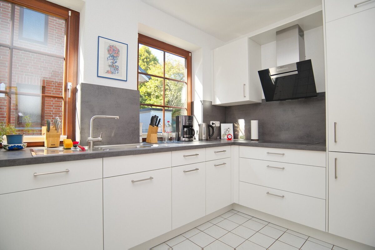Immobilienangebot - Henstedt-Ulzburg - Haus_Wohnung - Attraktive Doppelhaushälfte mit großzügigem Vollkeller und Garagenstellplatz in Henstedt-Ulzburg