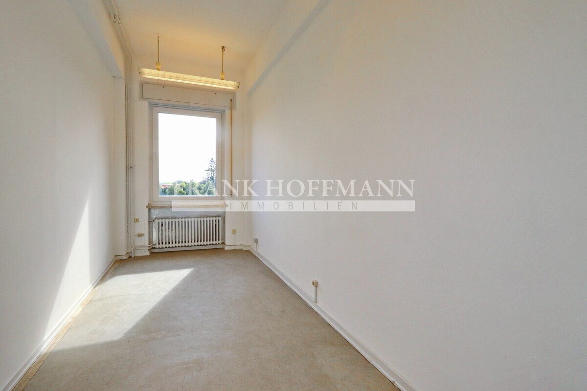 Immobilienangebot - Schwarzenbek - Commercial_Büro - Bürofläche im 2. Obergeschoss – ca. 79 m²
