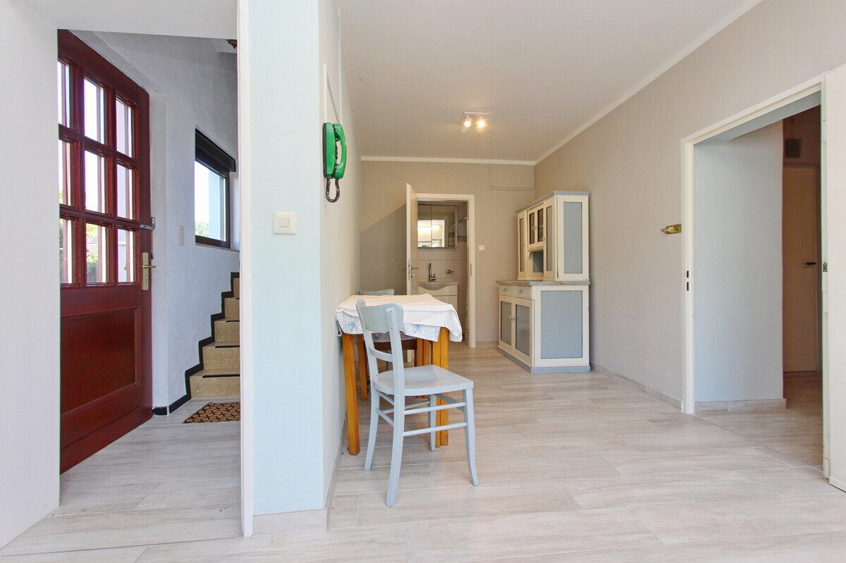 Immobilienangebot - Wedel - Haus_Wohnung - PROVISIONSFREI - Geräumiges Einfamilienhaus mit ELW & Garage auf großzügigem Grundstück in Wedel