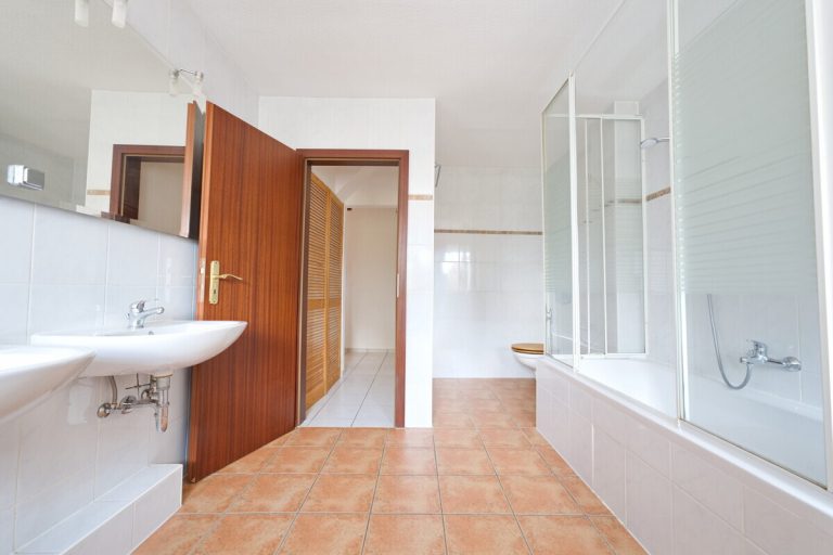 Immobilienangebot - Kaltenkirchen - Haus_Wohnung - Zuhause mitten im Geschehen – attraktive Wohnung im Wohn- & Geschäftshaus in Kaltenkirchen