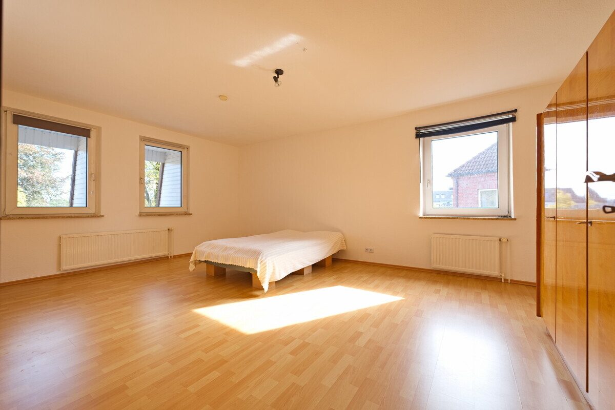 Immobilienangebot - Kaltenkirchen - Haus_Wohnung - Zuhause mitten im Geschehen – attraktive Wohnung im Wohn- & Geschäftshaus in Kaltenkirchen