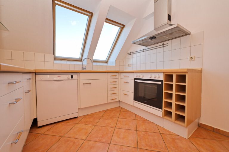 Immobilienangebot - Barmstedt - Haus_Wohnung - Wohnen auf zwei Ebenen: Attraktive 3-Zimmer-Maisonettewohnung im Zentrum von Barmstedt