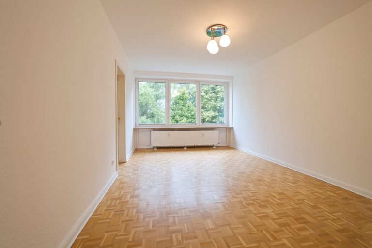 Immobilienangebot - Hamburg - Haus_Wohnung - Freilieferbare und gepflegte 1-Zimmer-Wohnung in ruhiger Lage von Hamburg