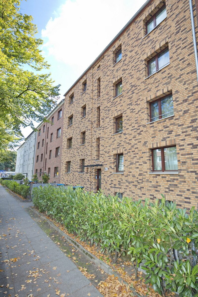 Immobilienangebot - Hamburg - Haus_Wohnung - Selbstnutzung oder Kapitalanlage – 2-Zi.-ETW mit Balkon in Hamburg-Eimsbüttel