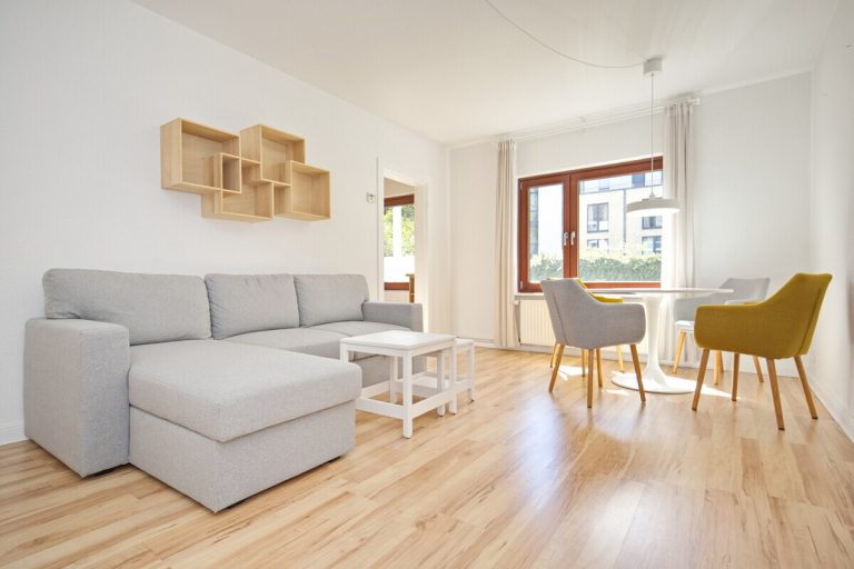 Immobilienangebot - Hamburg - Haus_Wohnung - Selbstnutzung oder Kapitalanlage – 2-Zi.-ETW mit Balkon in Hamburg-Eimsbüttel