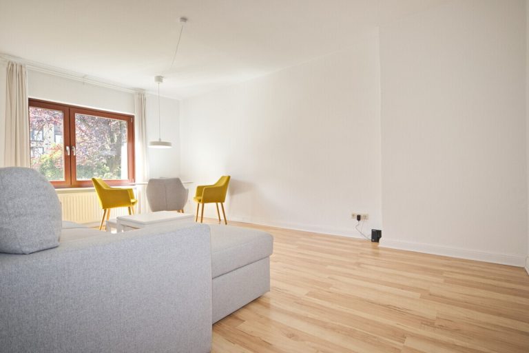 Immobilienangebot - Hamburg - Haus_Wohnung - Selbstnutzung oder Kapitalanlage – 2-Zi.-ETW mit Balkon in Hamburg-Eimsbüttel