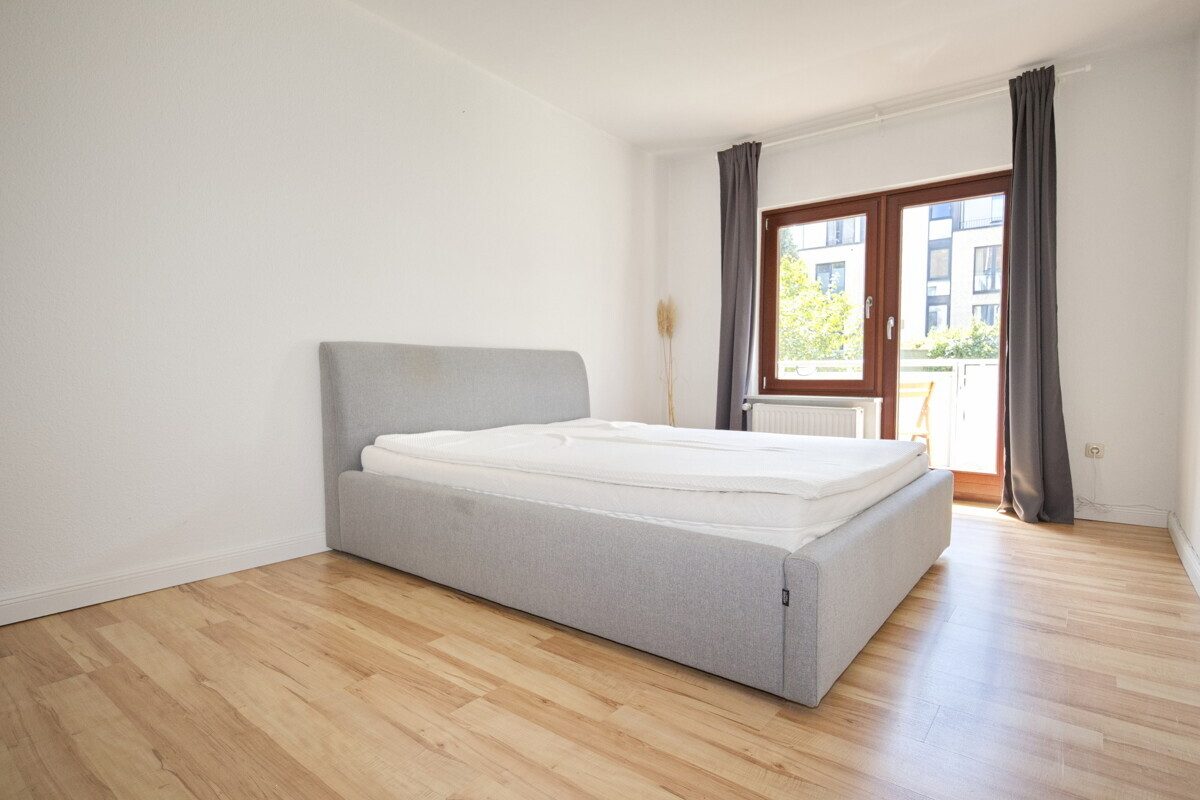 Immobilienangebot - Hamburg - Haus_Wohnung - Selbstnutzung oder Kapitalanlage – 2-Zi.-ETW mit Balkon in Hamburg-Eimsbüttel