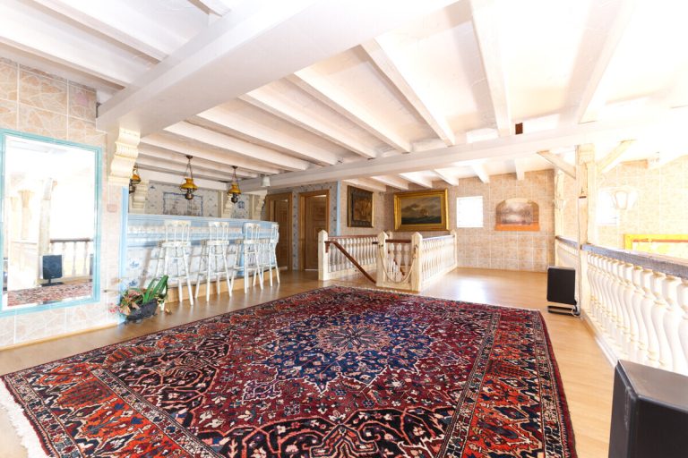 Immobilienangebot - Sievershütten - Haus_Wohnung - Traumhaftes Anwesen mit Gewerbeflächen und Wohneinheiten