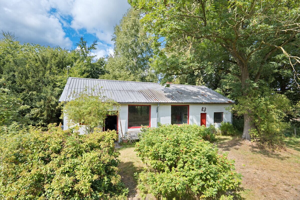 Nebengebäude 21 Immobilienangebot - Struvenhütten - Grundstücke - Großes Grundstück in Struvenhütten mit Altbestand