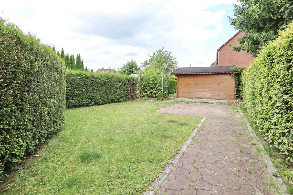 Immobilienangebot - Appen - Haus_Wohnung - Nachmieter aufgepasst: Großzügige Maisonettewohnung mit Gartenanteil und Dachterrasse in Appen