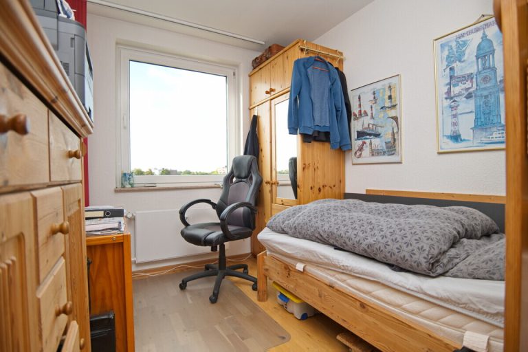 Immobilienangebot - Hamburg - Haus_Wohnung - Gut geschnittene 3-Zimmer-Wohnung mit Ausblick in Hamburg Steilshoop