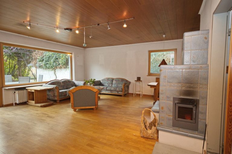 Immobilienangebot - Henstedt-Ulzburg - Haus_Wohnung - Bungalow auf schönem Grundstück in ruhiger Lage von Henstedt-Ulzburg