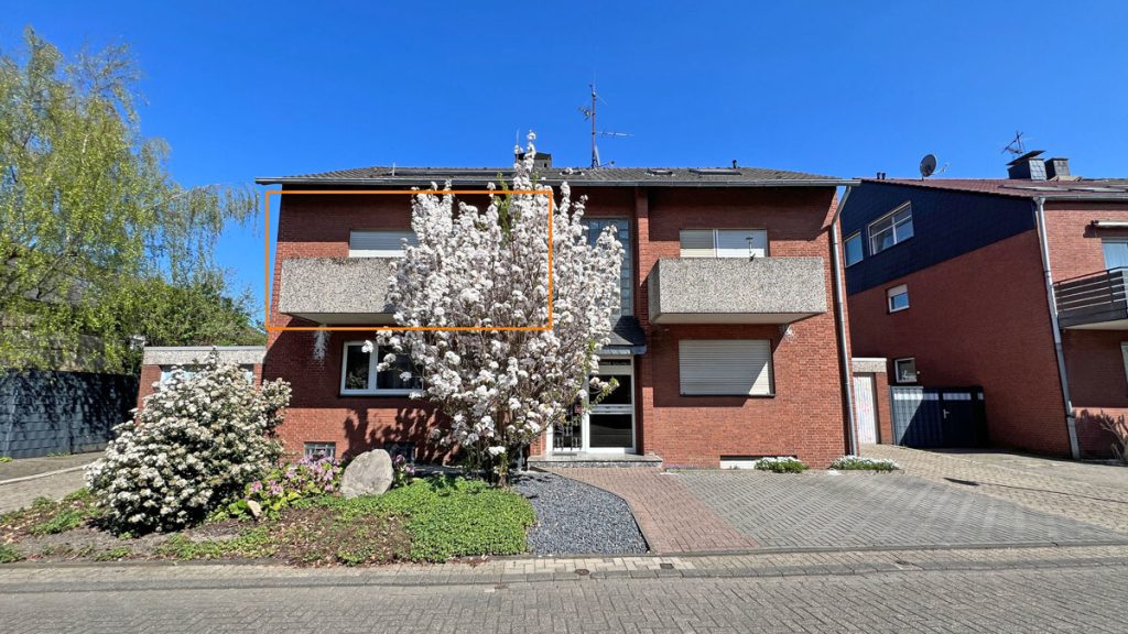 Volksbank Immobilien Niederrhein GmbH - Immobilienangebot - Dinslaken - Alle - Vermietete Eigentumswohnung mit Stellplatz und Balkon in Dinslaken!