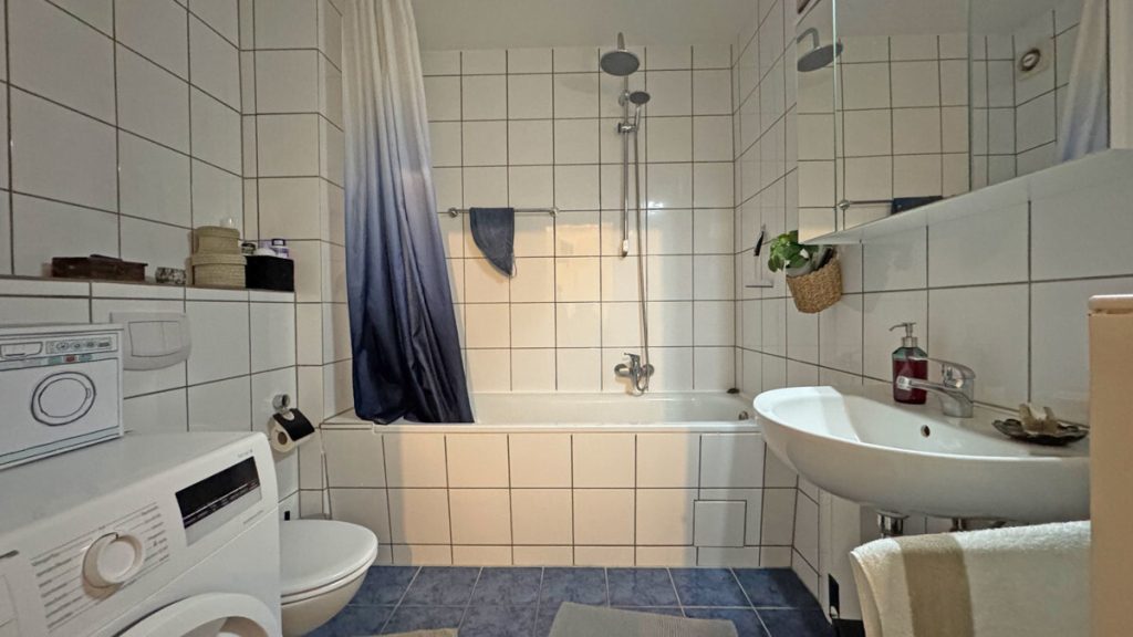 Volksbank Immobilien Niederrhein GmbH - Immobilienangebot - Voerde - Alle - Gemütliche Zweieinhalbzimmerwohnung mit Balkon und Stellplatz in Voerde-Friedrichsfeld!
