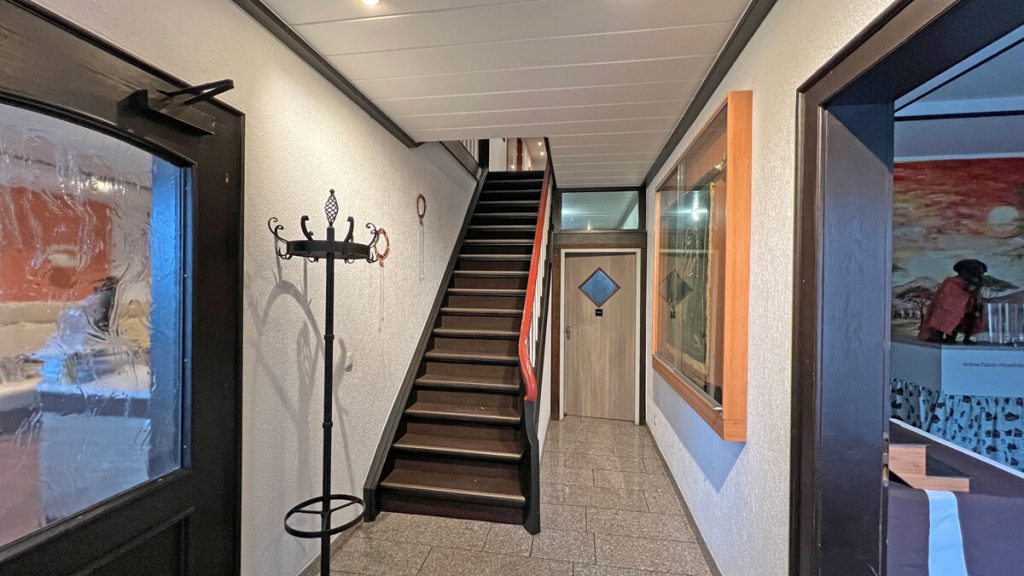 Volksbank Immobilien Niederrhein GmbH - Immobilienangebot - Schermbeck - Alle - Traditionsreiches Hotel-Restaurant mit vielseitigem Potenzial!