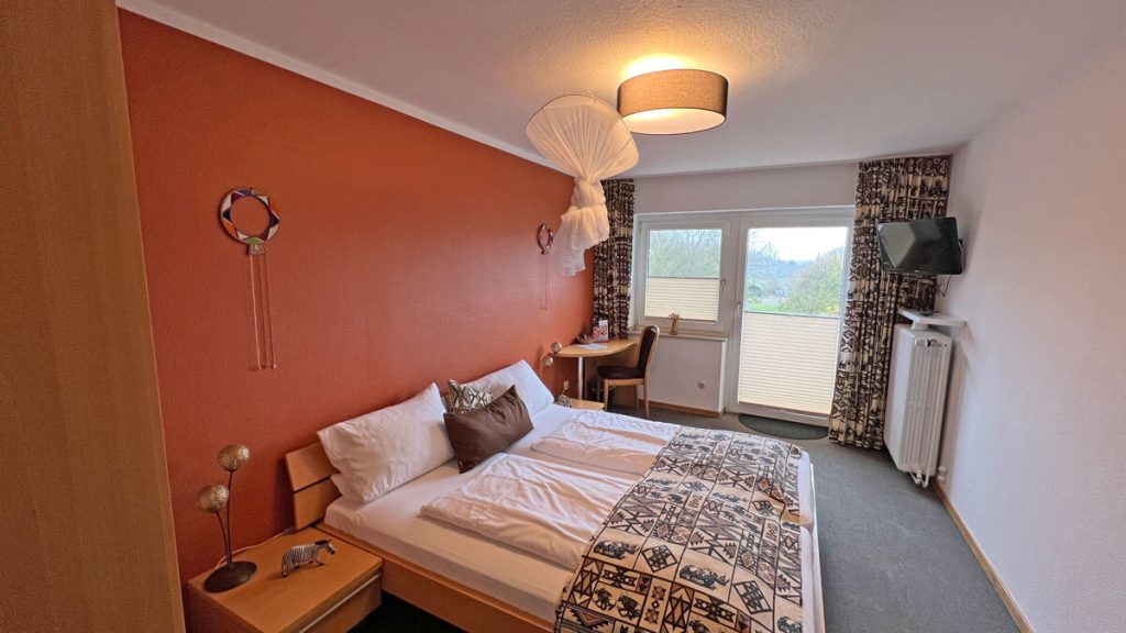 Volksbank Immobilien Niederrhein GmbH - Immobilienangebot - Schermbeck - Alle - Traditionsreiches Hotel-Restaurant mit vielseitigem Potenzial!