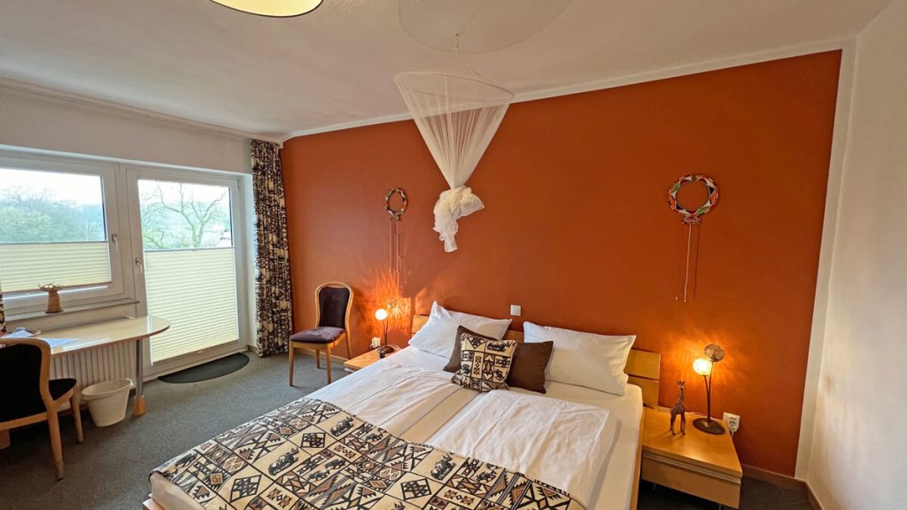 Volksbank Immobilien Niederrhein GmbH - Immobilienangebot - Schermbeck - Alle - Traditionsreiches Hotel-Restaurant mit vielseitigem Potenzial!