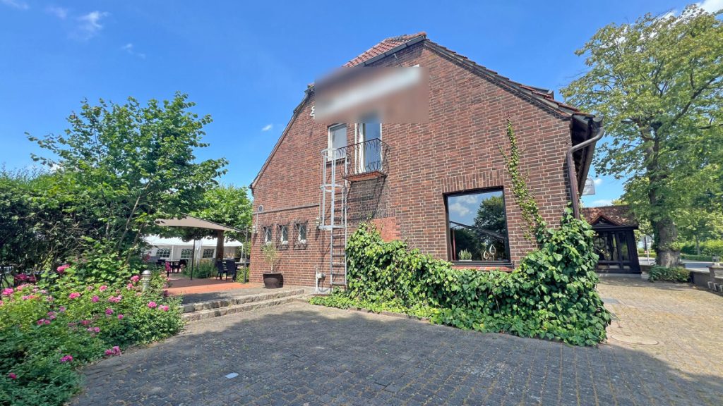 Volksbank Immobilien Niederrhein GmbH - Immobilienangebot - Schermbeck - Alle - Traditionsreiches Hotel-Restaurant mit vielseitigem Potenzial auf einem 3.427 m² Grundstück!