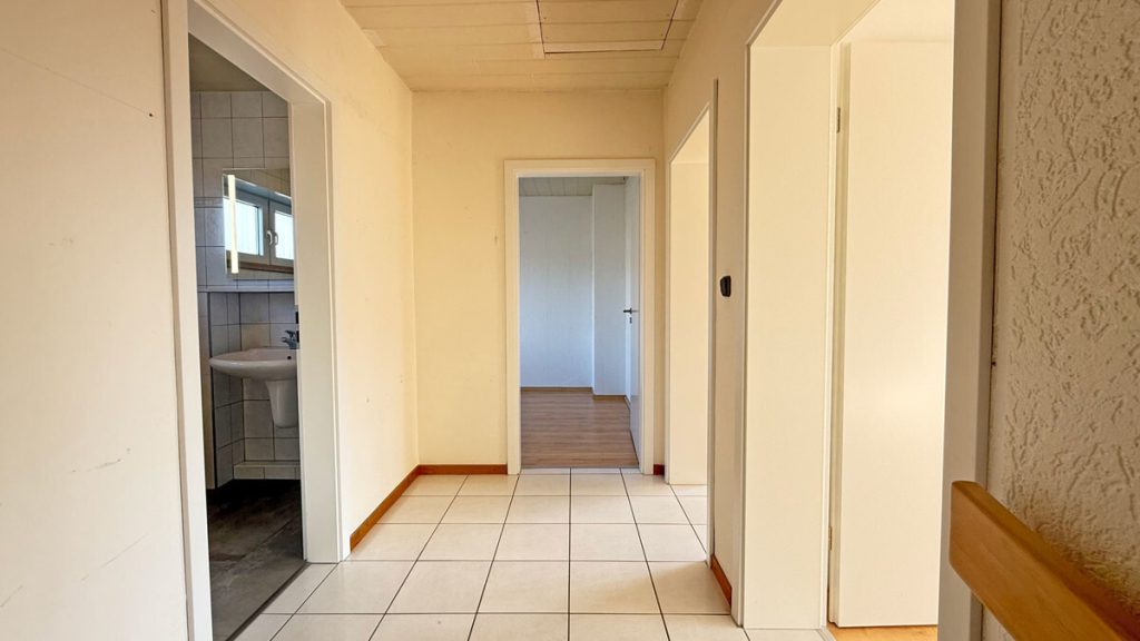 Volksbank Immobilien Niederrhein GmbH - Immobilienangebot - Xanten - Alle - Modernisiertes Reihenendhaus in Sackgassenlage: Einziehen und Wohlfühlen!