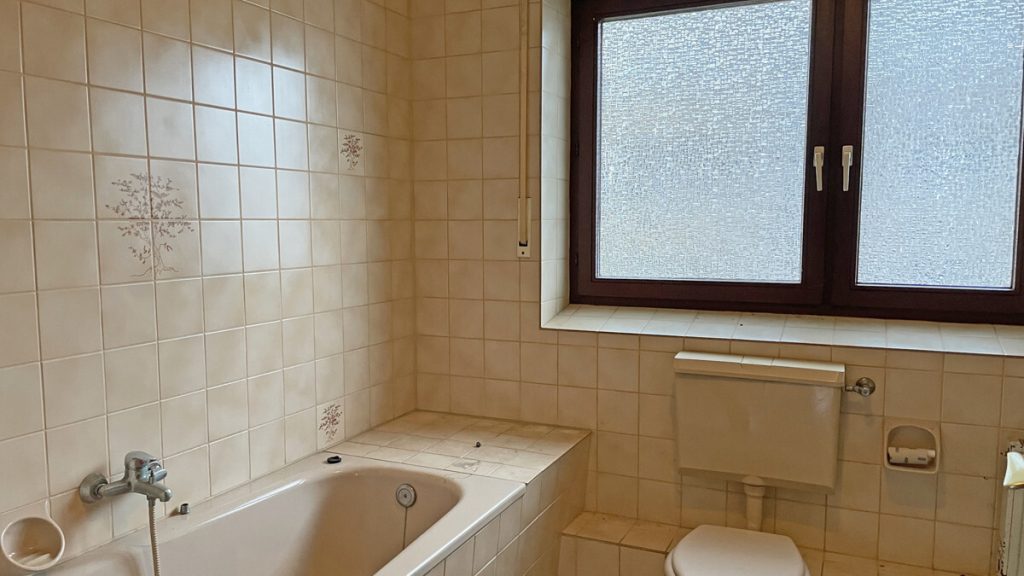 Volksbank Immobilien Niederrhein GmbH - Immobilienangebot - Neukirchen-Vluyn / Vluyn - Alle - Freistehendes Einfamilienhaus mit Wohlfühl-Extras und Ausbaureserve in Neukirchen-Vluyn!