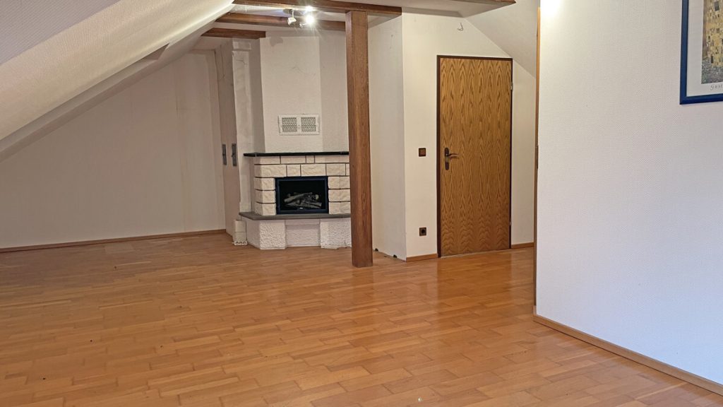 Volksbank Immobilien Niederrhein GmbH - Immobilienangebot - Neukirchen-Vluyn / Vluyn - Alle - Freistehendes Einfamilienhaus mit Wohlfühl-Extras und Ausbaureserve in Neukirchen-Vluyn!