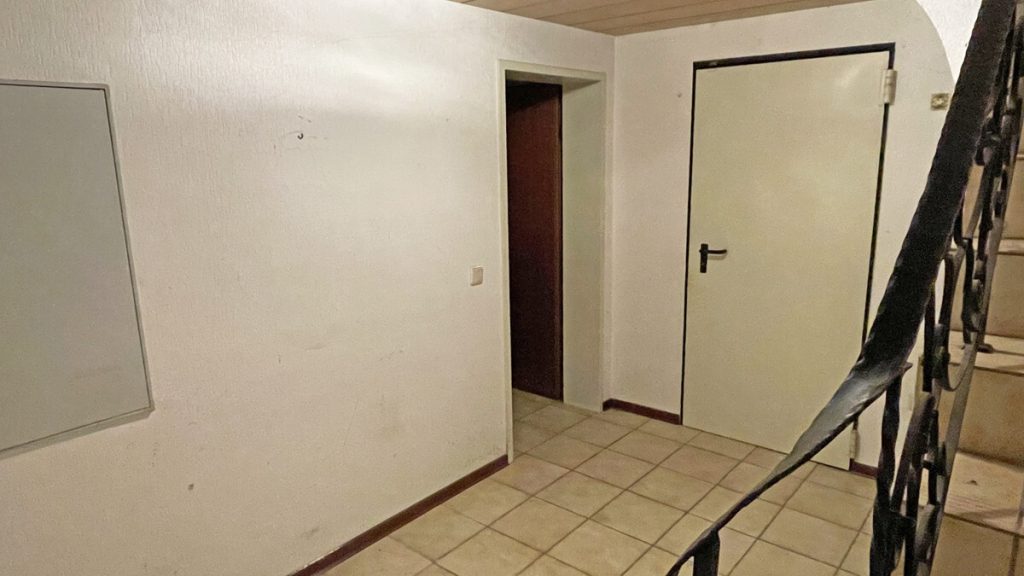 Volksbank Immobilien Niederrhein GmbH - Immobilienangebot - Neukirchen-Vluyn / Vluyn - Alle - Freistehendes Einfamilienhaus mit Wohlfühl-Extras und Ausbaureserve in Neukirchen-Vluyn!