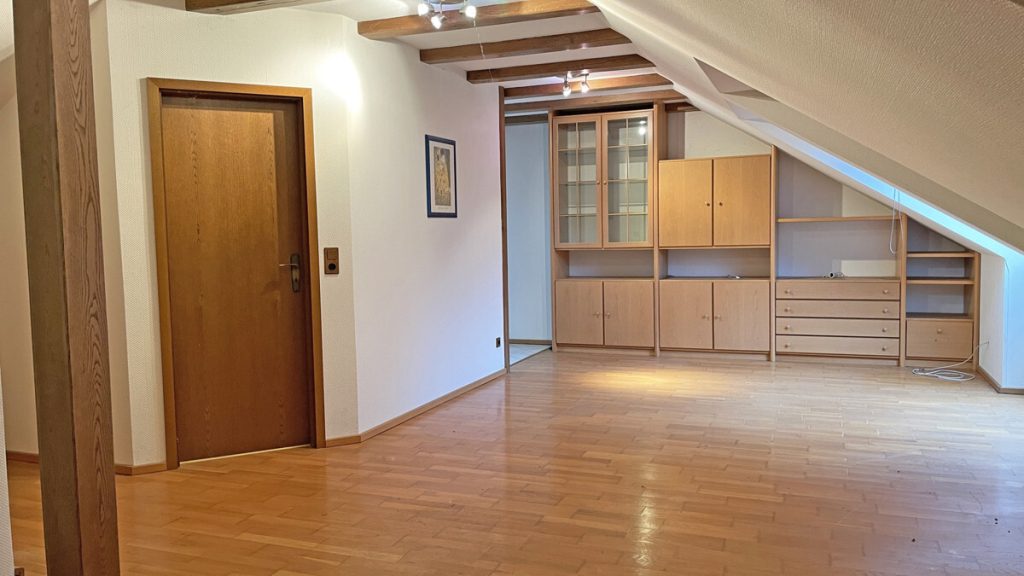 Volksbank Immobilien Niederrhein GmbH - Immobilienangebot - Neukirchen-Vluyn / Vluyn - Alle - Freistehendes Einfamilienhaus mit Wohlfühl-Extras und Ausbaureserve in Neukirchen-Vluyn!