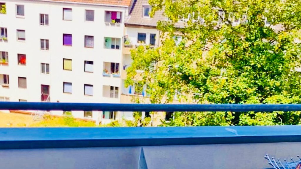 Volksbank Immobilien Niederrhein GmbH - Immobilienangebot - Düsseldorf - Alle - Vermietete Eigentumswohnung mit Aufzug in zentraler Lage von Düsseldorf-Düsseltal!