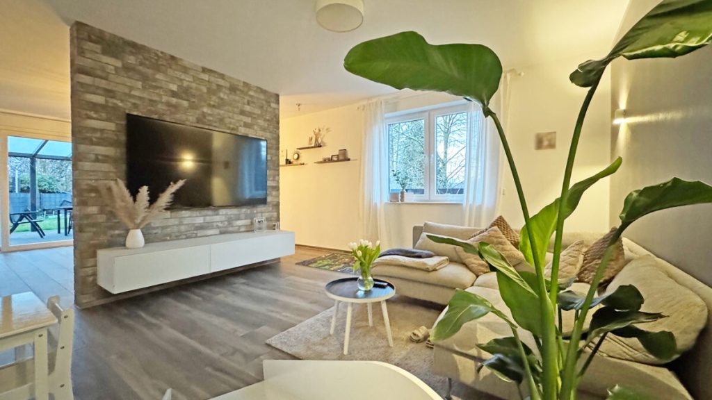 Volksbank Immobilien Niederrhein GmbH - Immobilienangebot - Voerde - Alle - Modernes und großzügiges Einfamilienhaus in schöner Lage von Voerde!