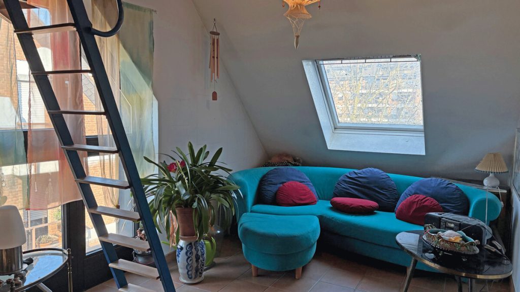 Volksbank Immobilien Niederrhein GmbH - Immobilienangebot - Krefeld - Alle - Charmante 2,5-Zimmer-Wohnung mit Balkon und Tiefgaragenstellplatz in beliebter Lage von Krefeld Bockum!