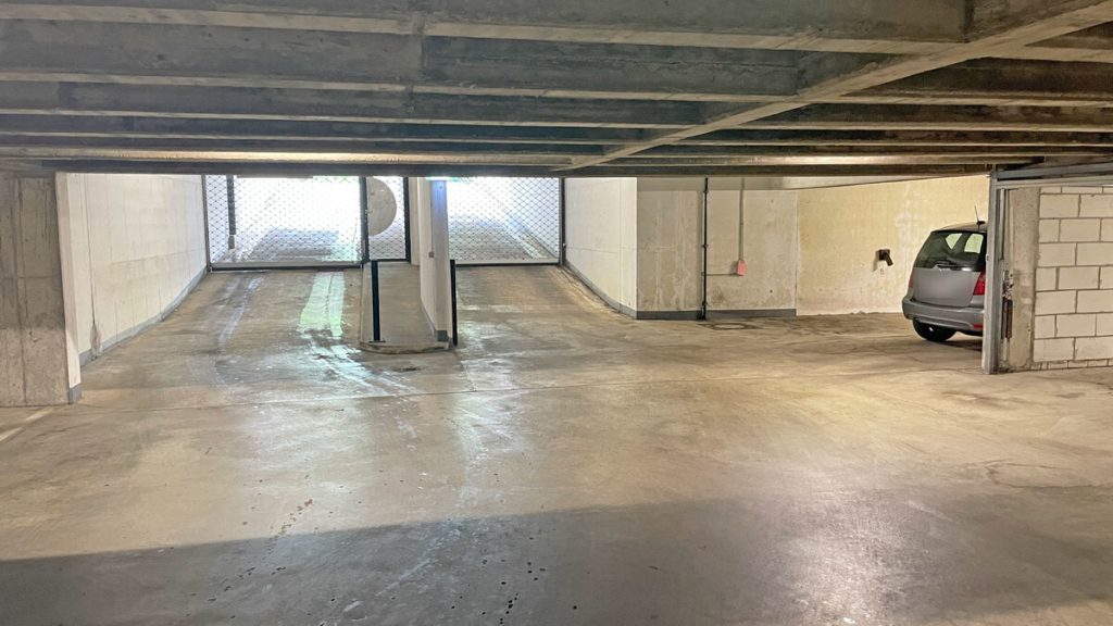 Volksbank Immobilien Niederrhein GmbH - Immobilienangebot - Krefeld - Alle - Charmante 2,5-Zimmer-Wohnung mit Balkon und Tiefgaragenstellplatz in beliebter Lage von Krefeld Bockum!