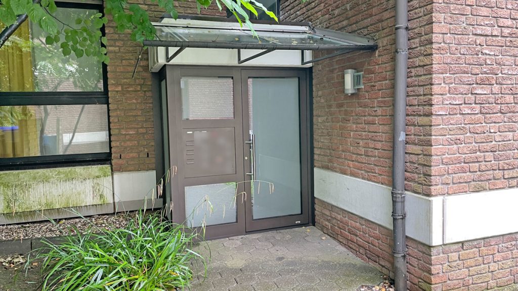 Volksbank Immobilien Niederrhein GmbH - Immobilienangebot - Krefeld - Alle - Charmante 2,5-Zimmer-Wohnung mit Balkon und Tiefgaragenstellplatz in beliebter Lage von Krefeld Bockum!