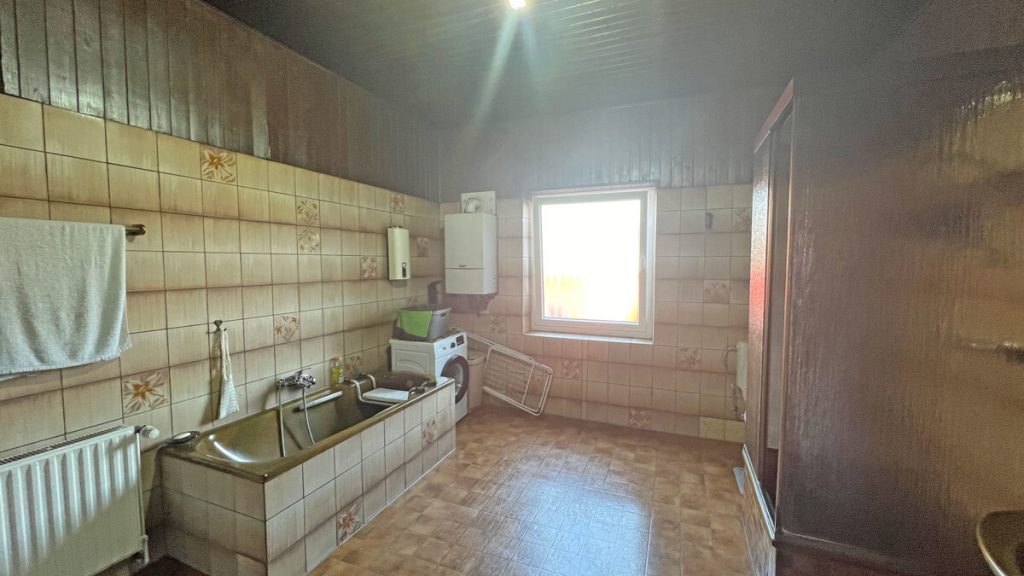 Volksbank Immobilien Niederrhein GmbH - Immobilienangebot - Duisburg - Alle - Attraktive Kapitalanlage: 4-Zimmer-Wohnung in Duisburg-Marxloh!