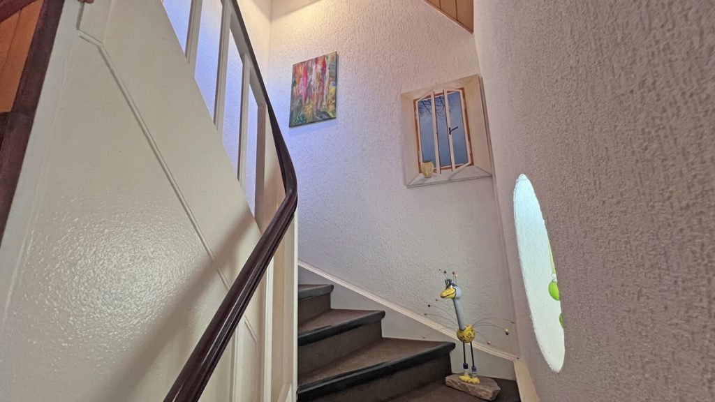Volksbank Immobilien Niederrhein GmbH - Immobilienangebot - Kamp-Lintfort - Alle - Wohnen, wo es ruhig und grün ist – Haus mit vielen Möglichkeiten in Kamp-Lintfort-Niersenbruch!