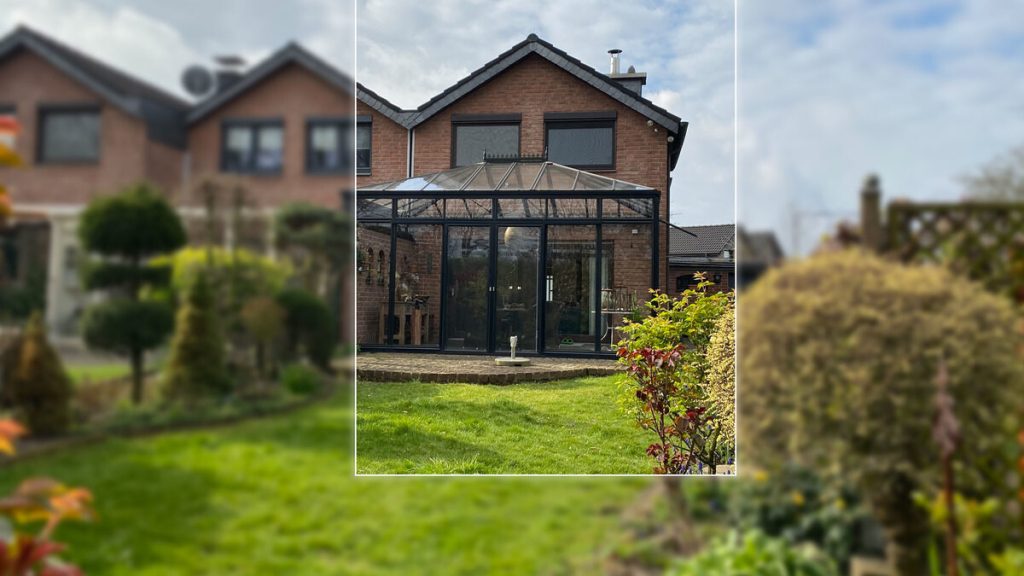Volksbank Immobilien Niederrhein GmbH - Immobilienangebot - Dinslaken - Alle - Sehr gepflegtes Reiheneckhaus mit Wintergarten in ruhiger Lage von Dinslaken-Averbruch!