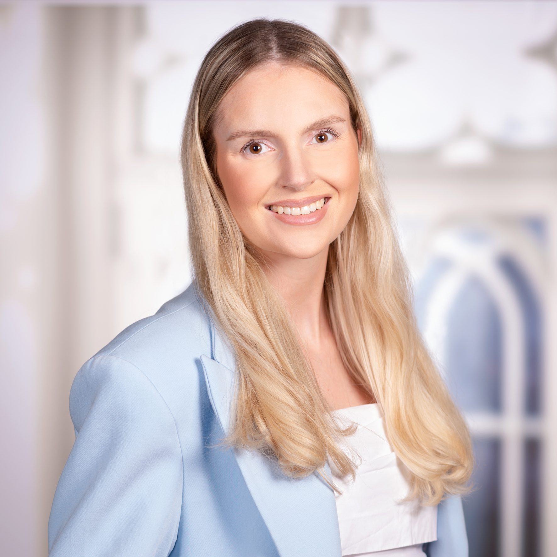 Volksbank Immobilien Niederrhein - Mitarbeiterin Alina Thiel